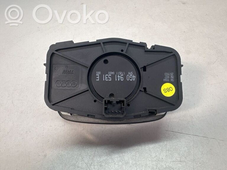 f47e886dd5028808b0a28dc05fa30229-fab7f050590b56518413a93d3c4a4de9_light_switch