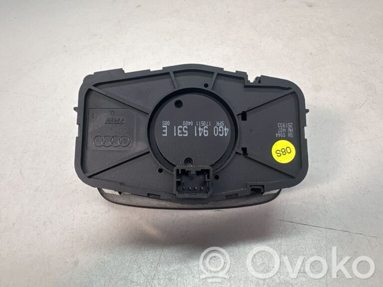 f47e886dd5028808b0a28dc05fa30229-fab7f050590b56518413a93d3c4a4de9_light_switch