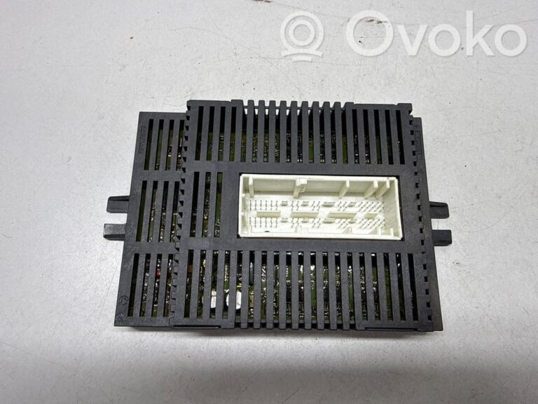 f48170ee43ec8e956519ecd8ec046411-841307b1218c91d0b7084805ccf3afd7_light_module_lcm