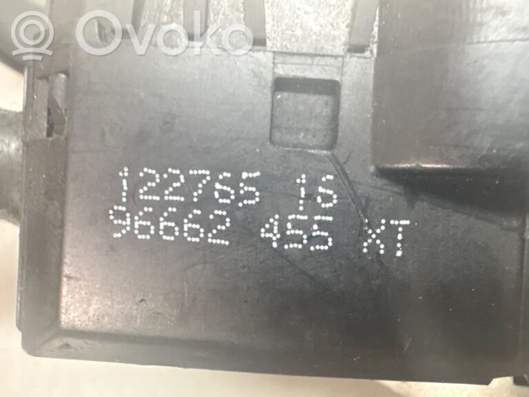 f52ed3210c913018f59822b9961fb32b-f03da01a420b656700481cce7ccece47_wiper_turn_signal_indicator_stalk_switch