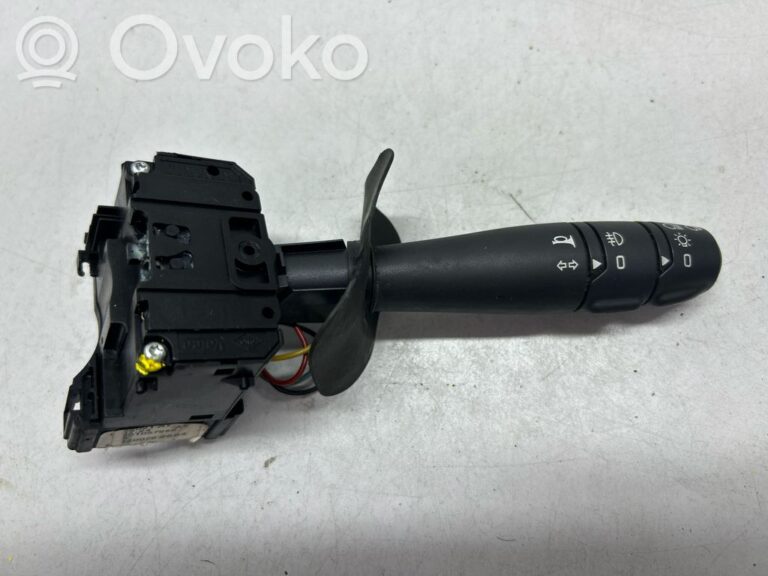 f62d8c99bfae5cfe071ba382a624e2fd-67c242f6fa961c09899fdea10729ccbc_wiper_control_stalk