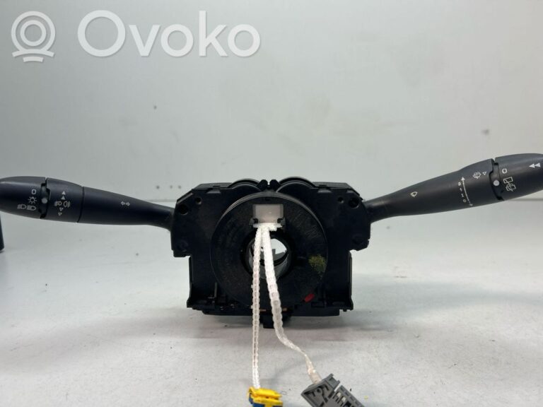 f70689d6af3d4461bd12f49ec47d9add-12fa80f20b96718d897733564b2165e9_light_switch