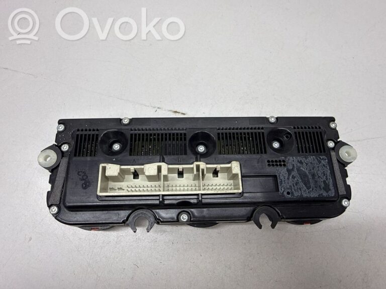 f7626662199fc09463dee00b1a462f82-51506e6c6e7418d8d241649e5d2bace9_climate_control_unit