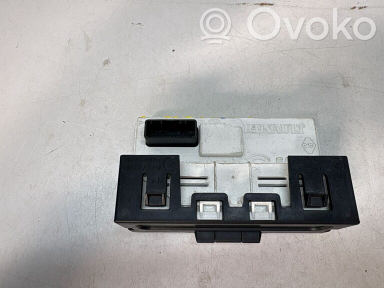 f861f8313883fc1df58ed50ab1cf0b98-de18d2ca01e0e406e2302675dc867ebe_screen_display_small_screen