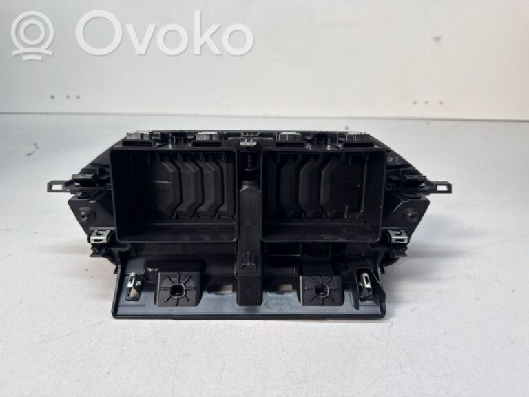 fb13d98ca33eeab299bb1754a46982e2-82f107a5179866e83cd978e13a7b6d36_climate_control_unit