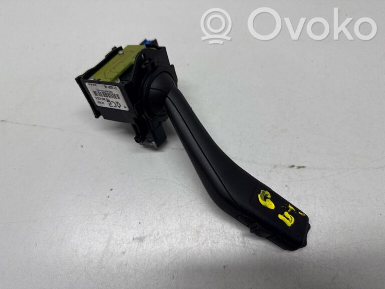 fb2984ba3a20cc040e154cfe3284dd40-4f3107c2cd74d721d76f7805afb7f751_wiper_control_stalk