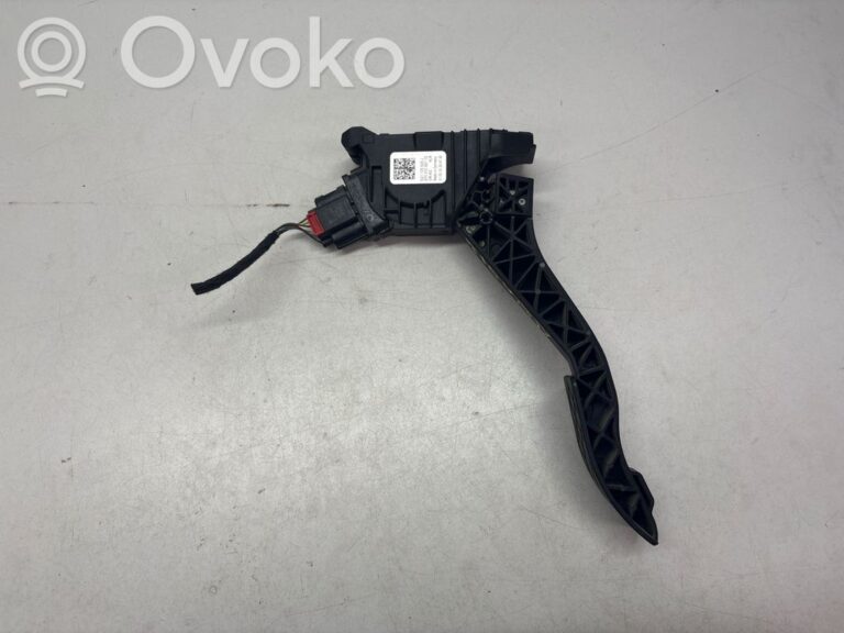 fc102673a527775ac81516059a6262c8-5ef230edea6e884b8131b334a0771044_accelerator_throttle_pedal