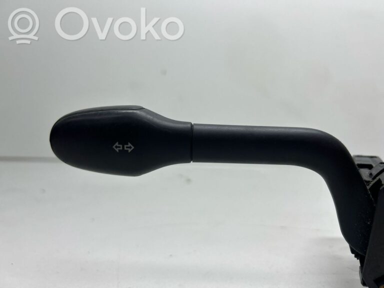 fdc4704387596becabd915ea504444ee-108b55751940cb3949ae2c8efd323883_wiper_control_stalk