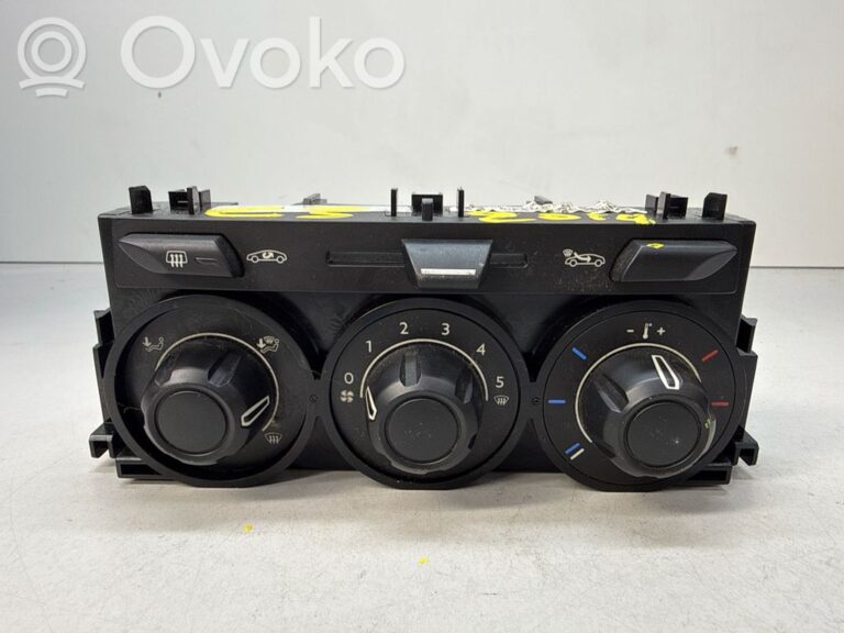 0c270afc0a77cb42af5b2c3593baaa4b-35c72ca80d9fc44a9bfa5e83de3e4efb_climate_control_unit