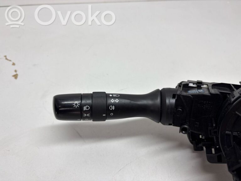 97f194bb92d1c697ea4558b226d65698-0430b14fa925625c0e2ccdfe60c6e627_wiper_turn_signal_indicator_stalk_switch
