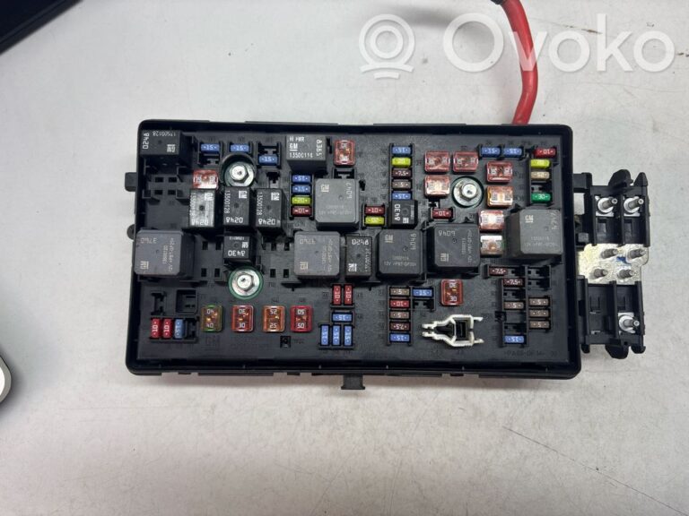d90311d42686a46afaaf4a27f1573b19-opel_insignia_a_fuse_module