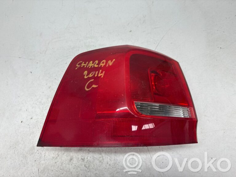 000dd45a47fbdc752f6b3fbfc5e9a586-18c1d5ae2de910b6feaa90ead7b8fcc6_rear_tail_lights