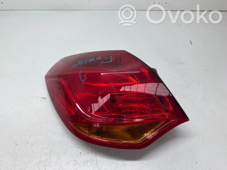 00b835fed133337e2afff4ec32fa82f6-87d144beceaf744e4f2c2c0540c1123d_rear_tail_lights
