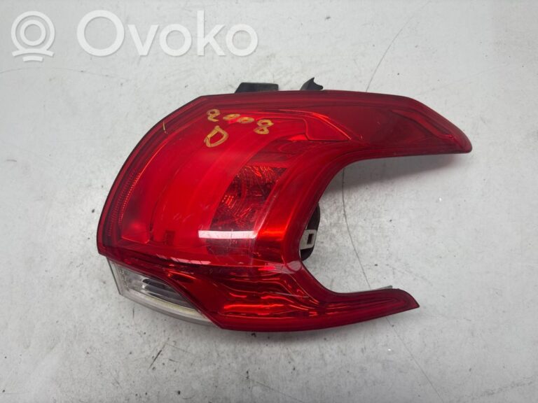 0130d1519142681c17389f9b190f90b1-66c447b96544680de949b046885101d0_rear_tail_lights