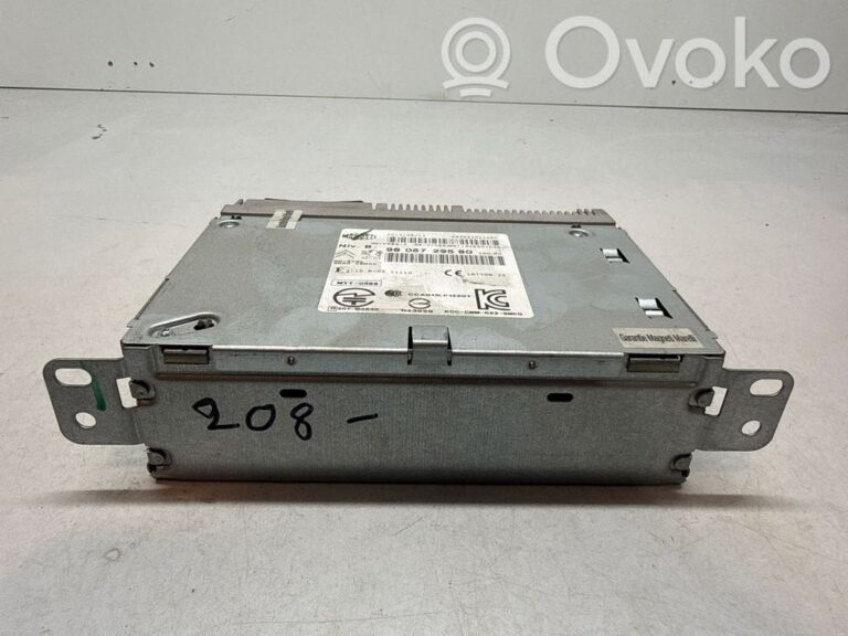 0159d38432314fb5675f2449c79ce4ee-7d4f67325a776fa01d0cff7d59be21cc_radio_cd_dvd_gps_head_unit