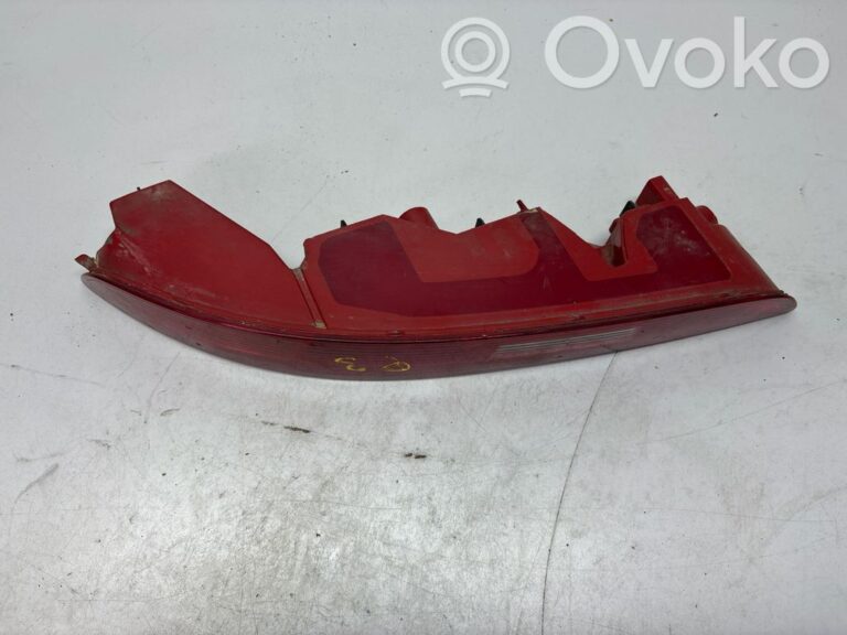 01fd961e18a861b89aa2f37fc632b9f6-2c6954fc81355f75c29ffb91ec08f904_rear_bumper_light