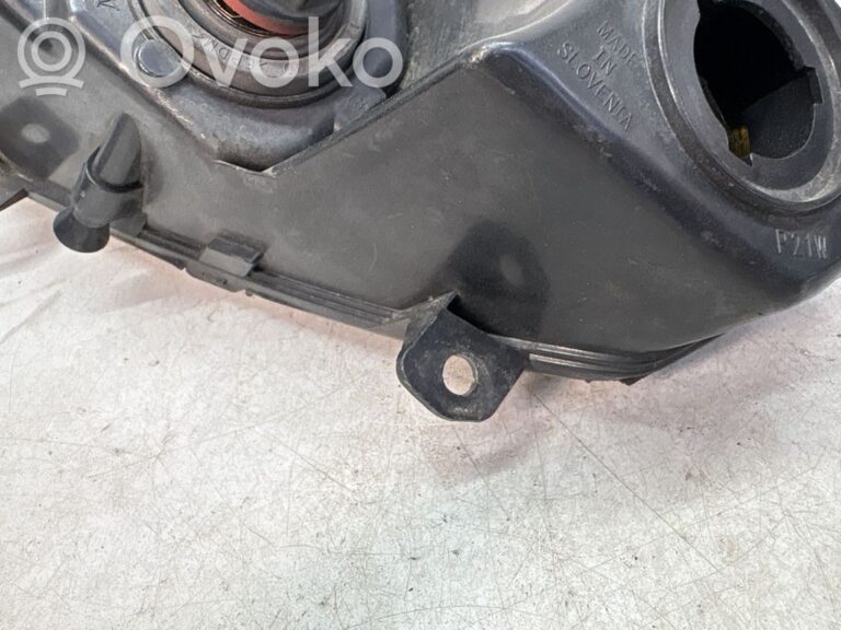 01fe7c682fa4778c0b6b0839e7c2672e-b0511753fc41a1c84eb64b56aebfc9ca_front_fog_light