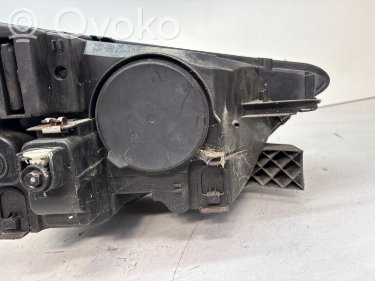 02673edca6dc563f564a043ab4c2ea93-2ec9c18c6968901dac71dbab052c78e7_headlight_headlamp