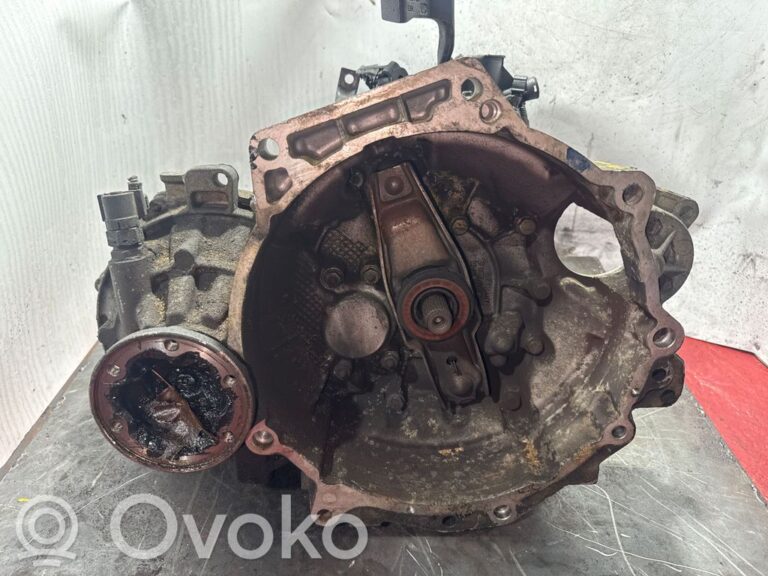 04336f2aefccb035a9c6670fc3020275-700401628bd0404737b3466fa3eb9a95_manual_5_speed_gearbox