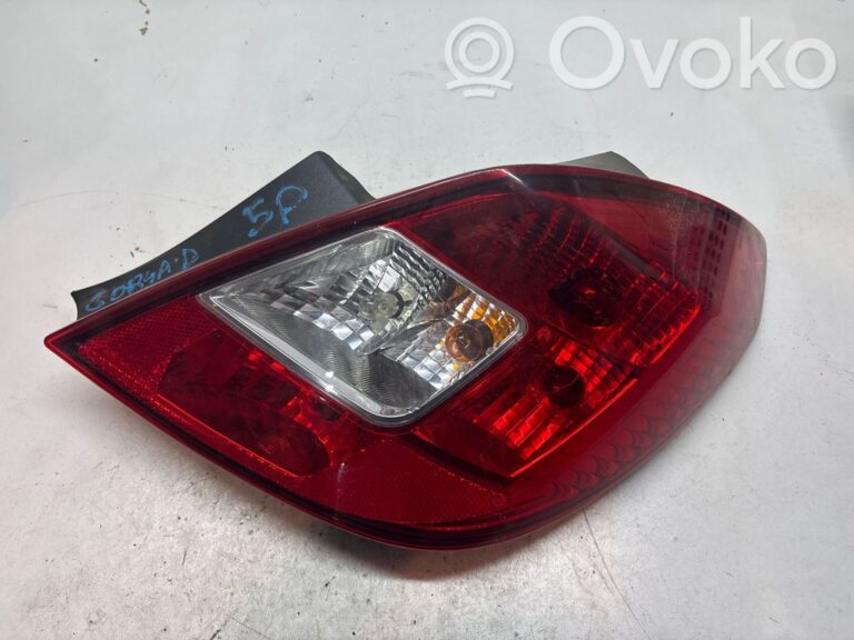 05584de49ded065dba30726be8b8207e-80d7e6e58ed1b9e7ca2fff8a477a48ef_rear_tail_lights