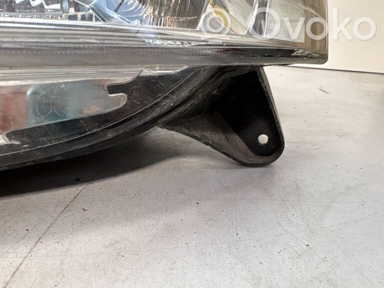 068c00e0a0adc1575400395346c3e036-a3f93fc7a2b5634dfc3aa766c2a90c7c_headlight_headlamp