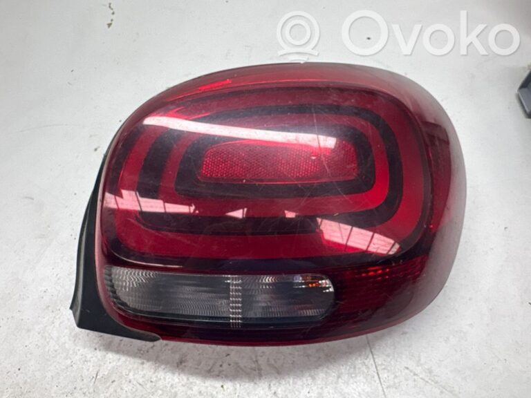 0865dd4169d6c15401eaa9705b847abb-8f7b647d3f8e317cba5231080f636689_rear_tail_lights