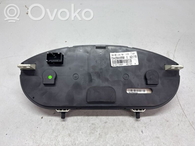 0a0b8fa26efb6112ce9e81131f693c6f-9092005238fa7bc3f1d2084b47464b92_speedometer__instrument_cluster_