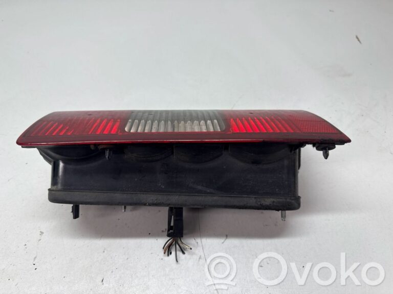 0a80e0fbd302006b03c65fe36f5e9721-4e1cd8811e9b2ff6408b87d3a19dcbf3_rear_tail_lights