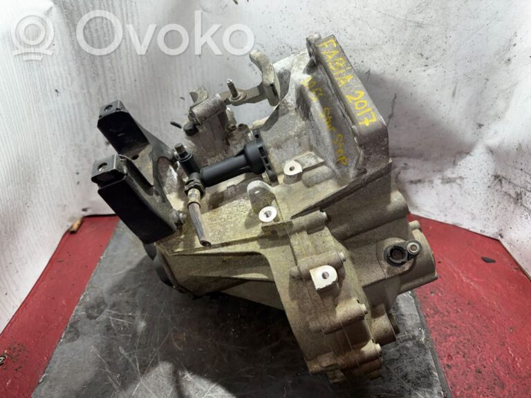 0bb0ae583d8216004c852be331c2fd0c-992ba25512a06f1fa0ec98131d66f115_manual_5_speed_gearbox