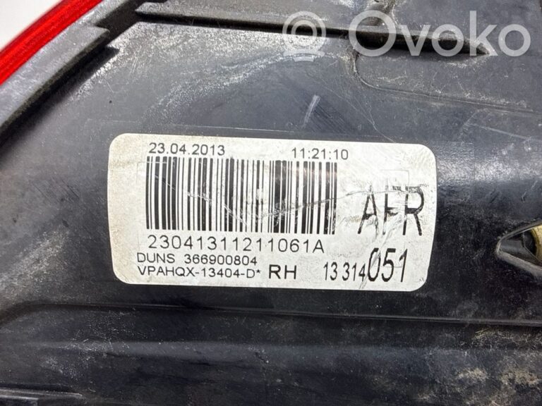 0cce25f4df2762e96f1c0a1f0d2710e8-4a08902ffae7e6ab8fdb55e261358345_rear_tail_lights