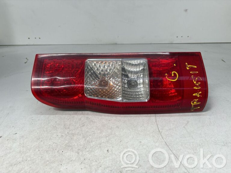 0dd61b74ece68da986992965e8c91cec-b96265e7c5766489cfb8262778a60908_rear_tail_lights
