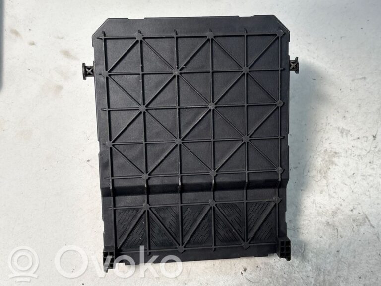 0e0d02bf72ba7dde0028a0d329e39047-1cdc094ffc01a96fb06f24b21aa55e94_comfort_convenience_module
