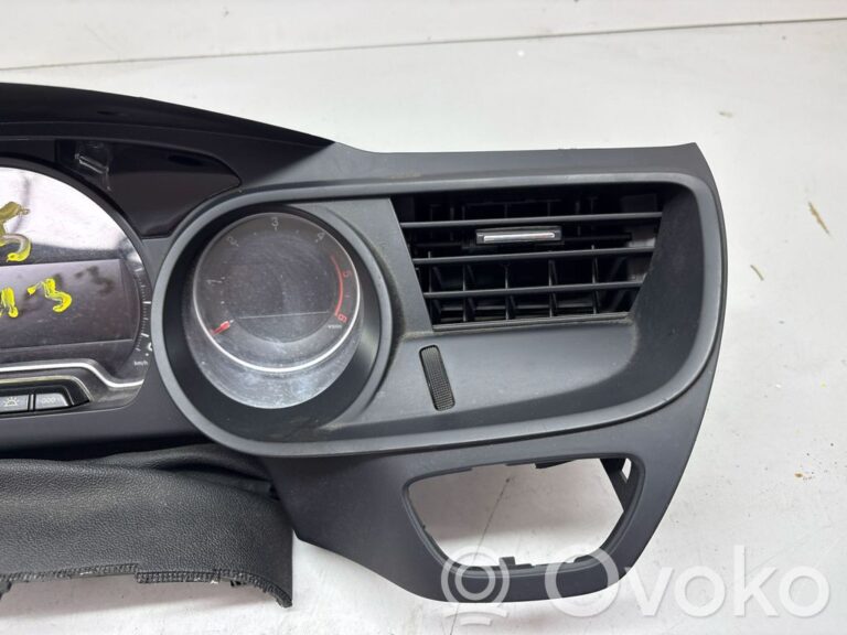 0e302b9774a4ff63516b5fc810e3f7f5-8e8e404f200dd585c8583ee8d5d368e1_speedometer__instrument_cluster_