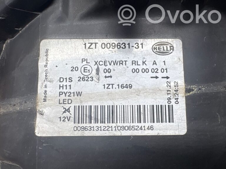 0f2fc9773dbef553beffbf0d84482d43-8805a5988173987d1891481c543798fe_headlight_headlamp