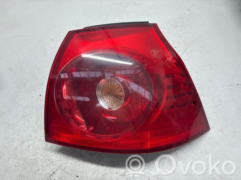 0fa393e6db592bbe22d6517bc4665eab-2bd2b6cb9ef4577d74e2258a45651007_rear_tail_lights