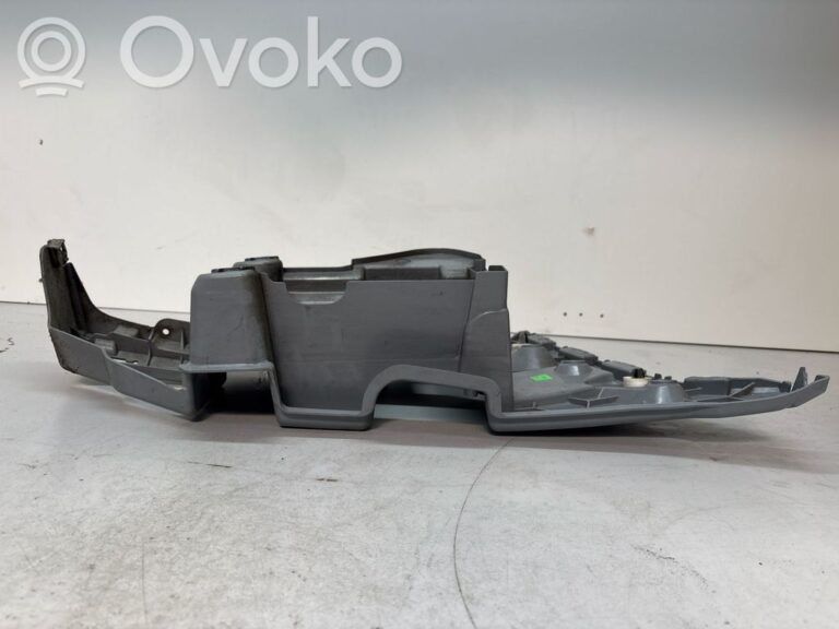 1214b524461143be7cc8c3be91f13f05-411b05d799e085c6ed73b1da40f50651_under_headlight_headlamp_trim