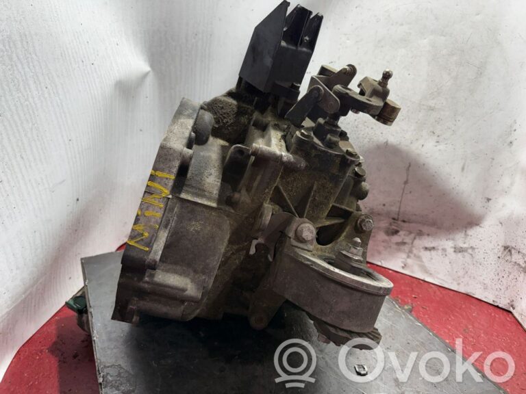1220fb3ee773ea4af1c32945a5cd0b15-3e70076a37015c62f85110d769c8019b_manual_5_speed_gearbox