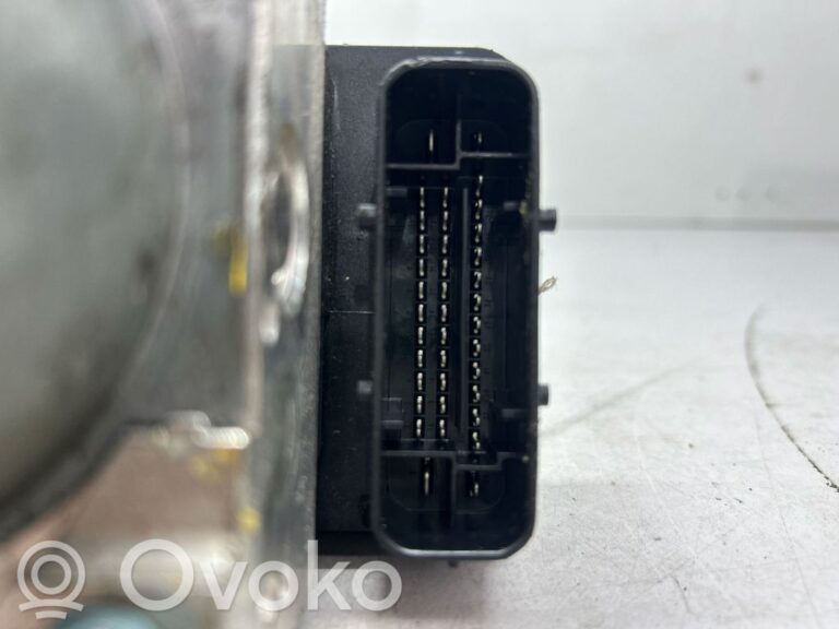 12e1df081c11aadffba1e51163dfa702-71e8406d0272b3d8ba26055e39191804_engine_control_unit_module