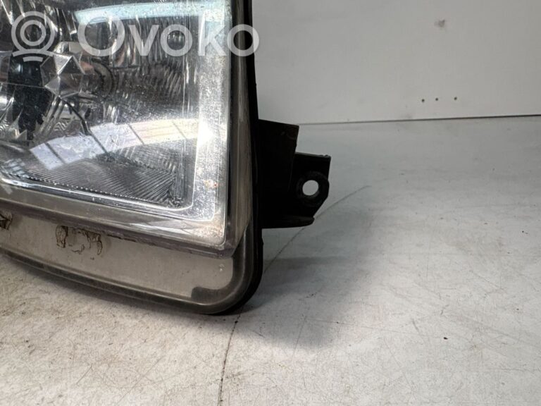 1372e1094832bbe9ef12d5da3816c567-f5dcb3354b43f11c949690ba7e1862e9_headlight_headlamp