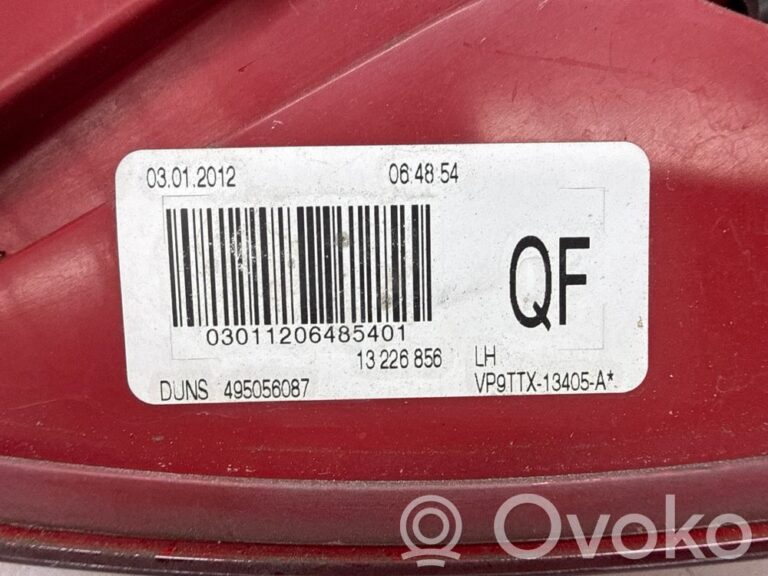 142625f5a3f0aaa5eb0acdb320f2cb48-721537c27ca3d2bf6aed0b240ec0d8ea_rear_tail_lights