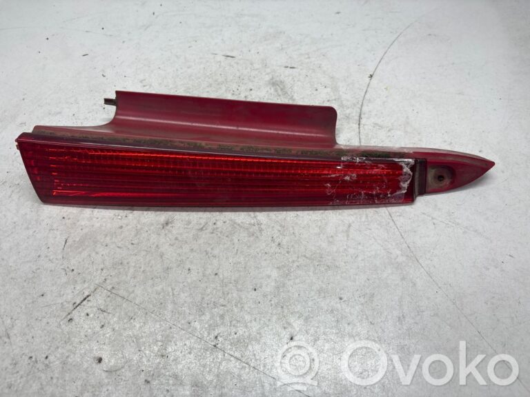 1580ca84d7a0d1a0e2cb2e63c8f91640-ebd1897ff8d53174d9815b3e67e02735_rear_tail_lights