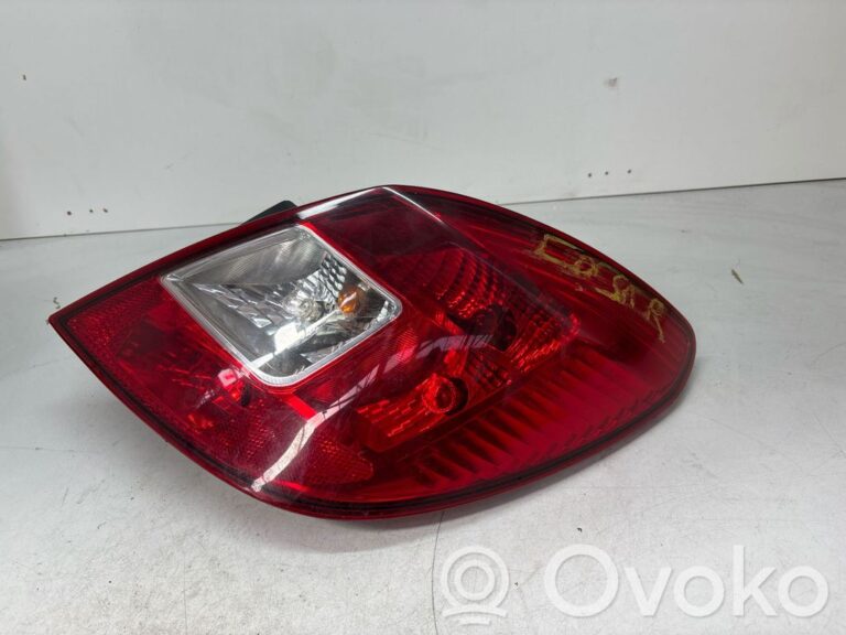 15968552806e135d0b5e4976bd082c05-31a00f54cfc424b5ec44261d77129397_rear_tail_lights