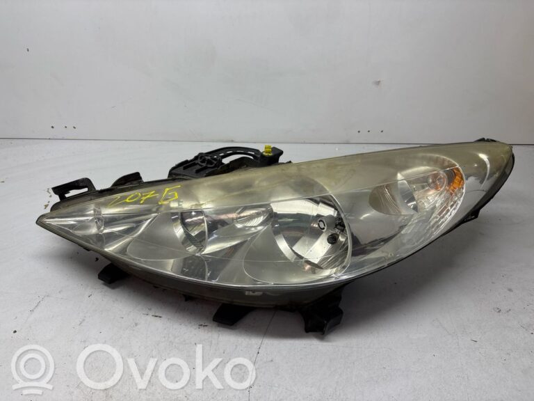 170909f3472b5d62b1f2c160b1836c39-98ebd7485d2bb05d5e26f818b0d3f77a_headlight_headlamp