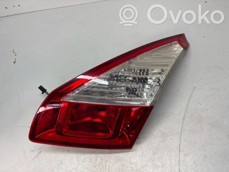 1843a38743f3a8aae2d33d6bf5fd75a0-45c00e23c7cb7dcaf47e584960a3e003_tailgate_rear_tail_lights