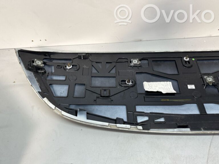 19b4772741bd1e09553fb5648c48fa35-fd8f139df3db627b3331173e679ff044_tailgate_trunk_spoiler