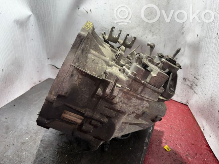 1a0018cbc8dd464cf0abe9db1e788506-2bd13d31e046316ab8aa39bb8628acad_manual_6_speed_gearbox