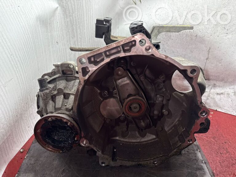 1ad9b34572d4cf61adf8ee0f6a54f3bf-9407b87fc1a5bb0212dfbb18ad48c42e_manual_5_speed_gearbox