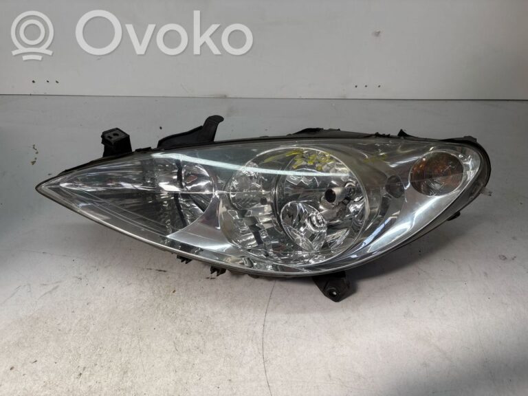1adf8acd496e4afc5ba4d397233f5cef-7eb96bcda3cf033bd1f50000cdadc9b3_headlight_headlamp