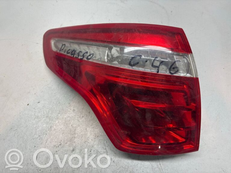 1bcfc69f6a1284b8de14b2ec5aa4f766-886852577a32f0da628ff17a8cfdeda5_rear_tail_lights