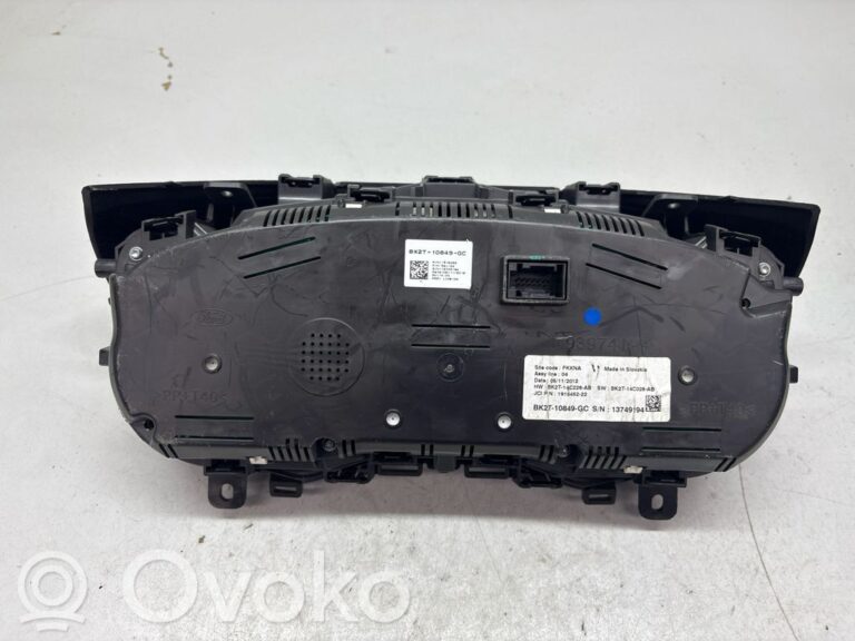 1c9244e72cfef4f2a87f4ccc22ce4455-455f9d5299fe673482a10ff5e0bf5cd9_speedometer__instrument_cluster_
